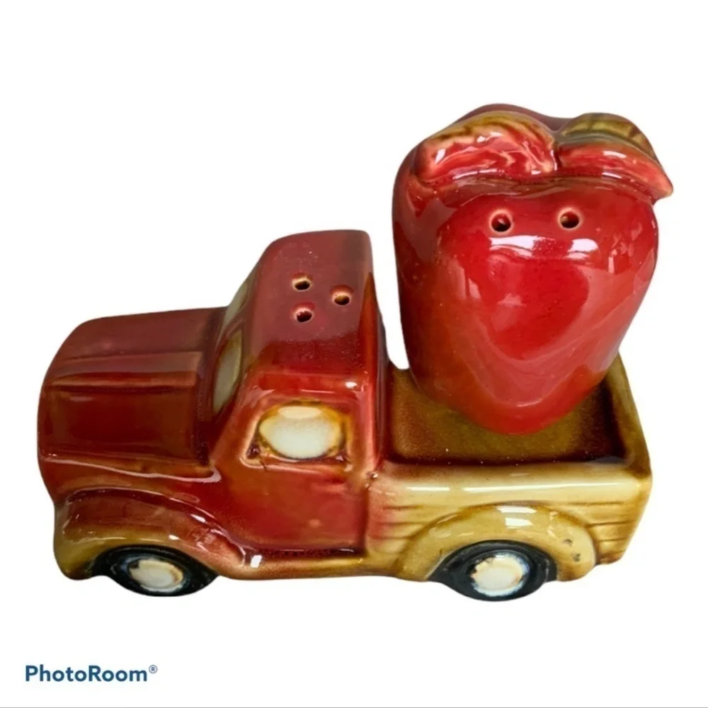 Apple Farmhouse Salt Pepper Shaker Set Ceramic Vintage MCM Truck with Apple